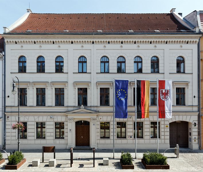 Frontansicht des Dienstgebäudes der Generalstaatsanwaltschaft Ansicht des Dienstgebäudes der Generalstaatsanwaltschaft